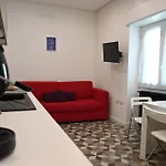 Qhouse